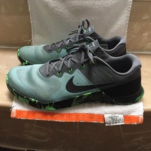 Men's Nike Metcon 2